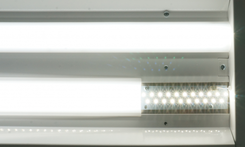 LE481  |  Front Access Industrial LED Paint Booth Light Fixture