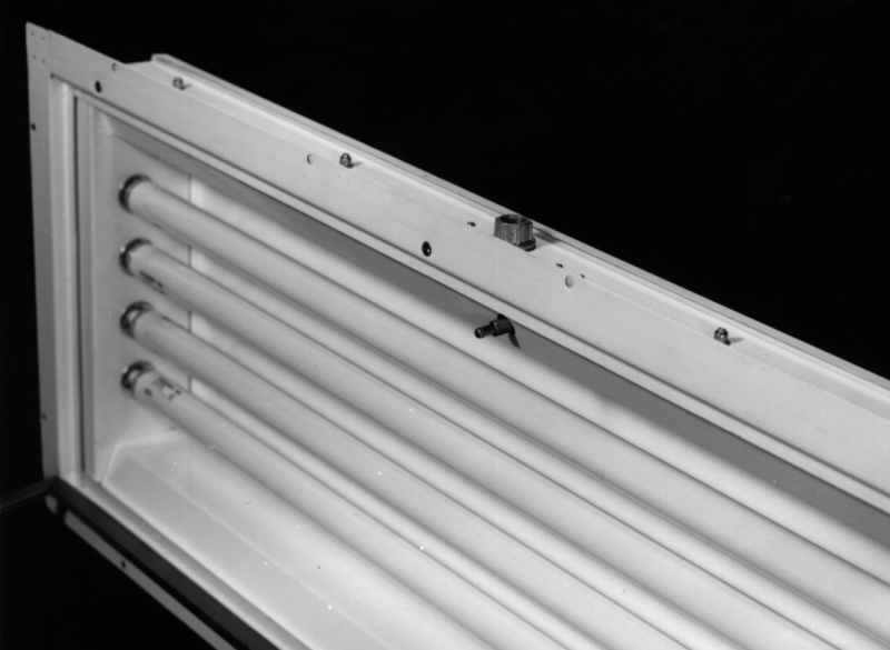 260  |  Panel Mount Vapor/Dust Proof Fluorescent Light Fixture